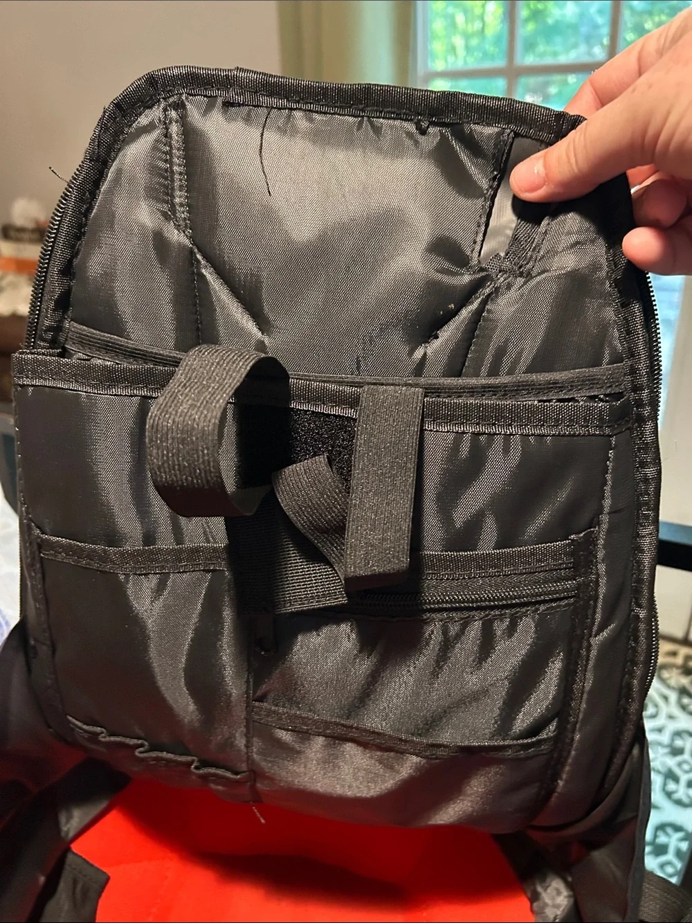 Men's Hard-Shell Black Backpack – Carbon-Finish Exterior